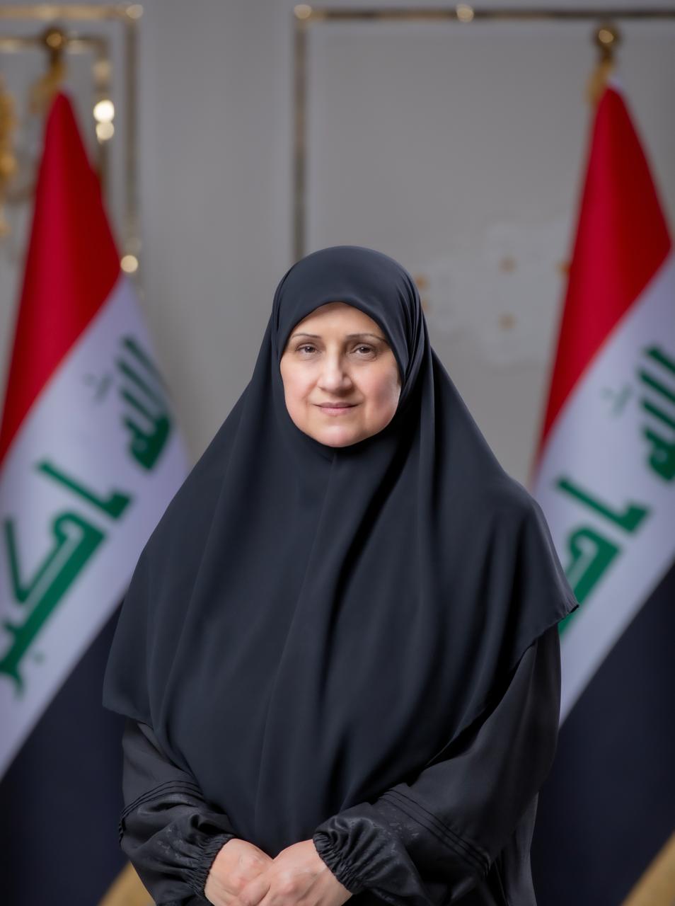 أربعة نواب.. وفقراء أكثر”!؟.. الياسري تنتفض: لا هدر بالمال العام ولا تسويات للفسادين