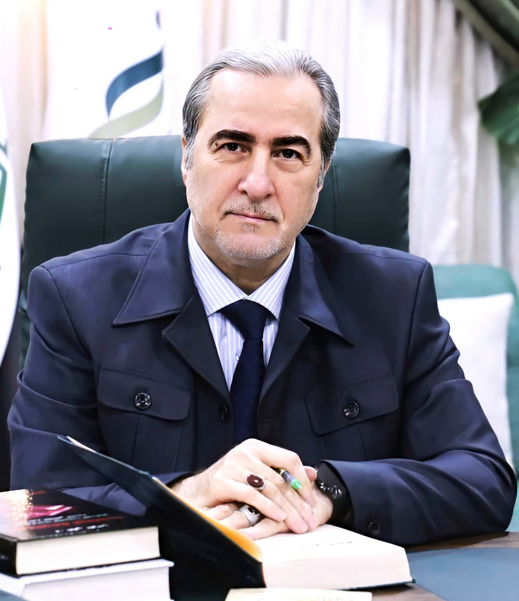 التوظيف السياسي للدين بقلم الدكتور علي المؤمن